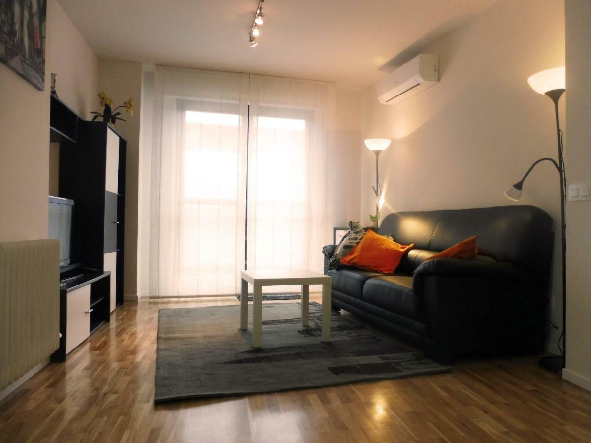 Ferienwohnung Atico En Pamplona Baranain Exterior foto
