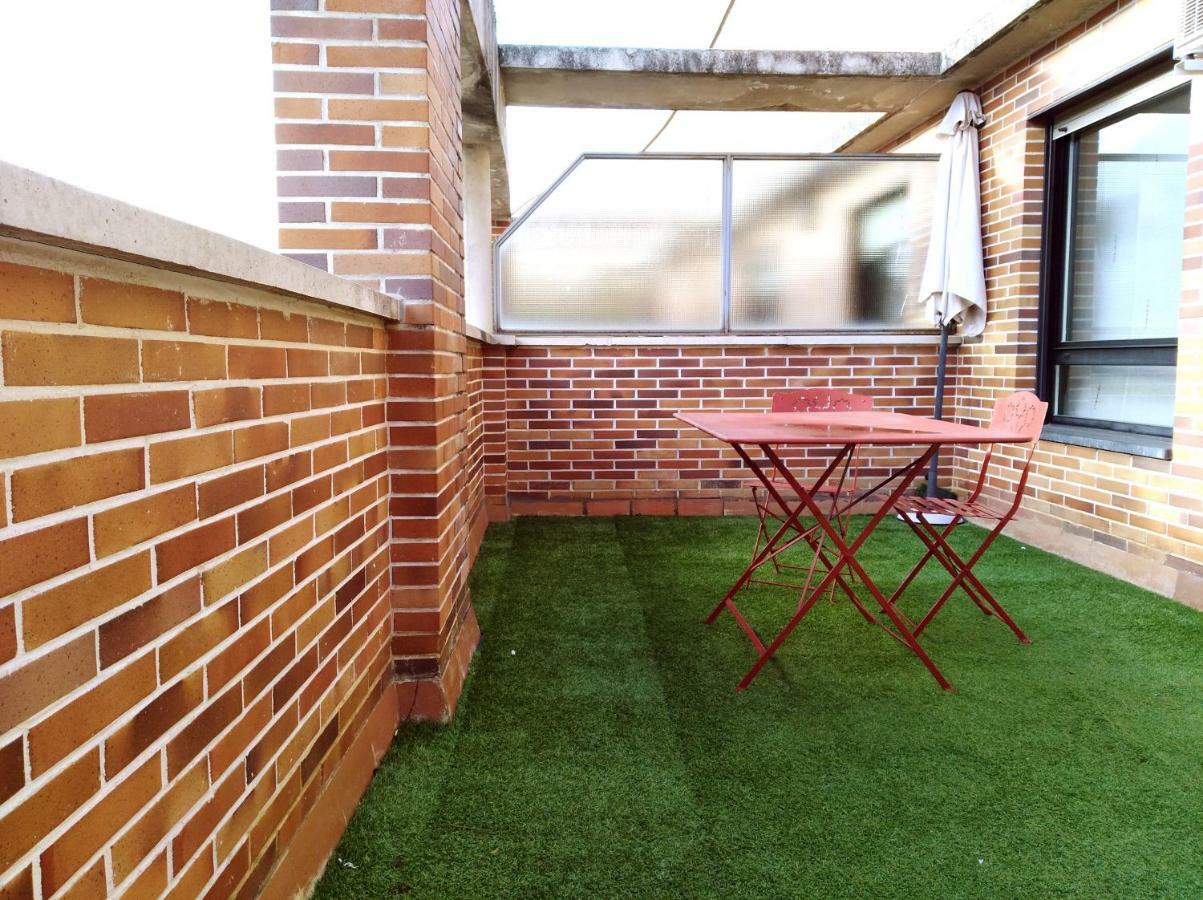 Ferienwohnung Atico En Pamplona Baranain Exterior foto